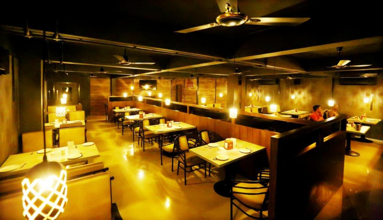 Miriālgūda Hotel Swagath Grand Miryalaguda מראה חיצוני תמונה